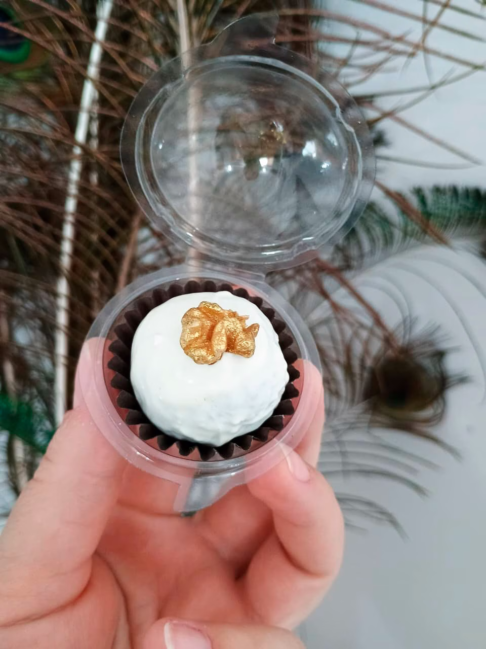 Beijinho Noz Thais Doces e Bolos no IBI-ON