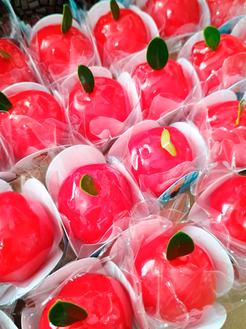 Beijinho Maçanzinha Thais Doces e Bolos no IBI-ON